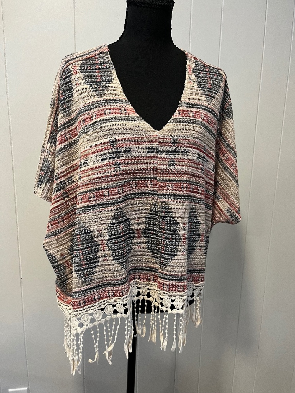 Almost Famous sz L Poncho Geometric Pattern Earthy Crochet Fringe Festival